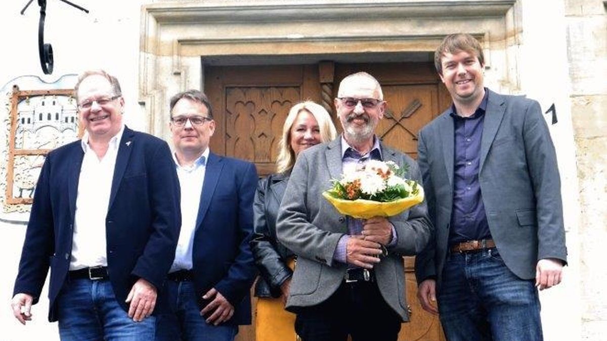 Verdiente Verabschiedung nach 38 Jahren Dienst: Hans-Joachim Lott geht in Ruhestand
