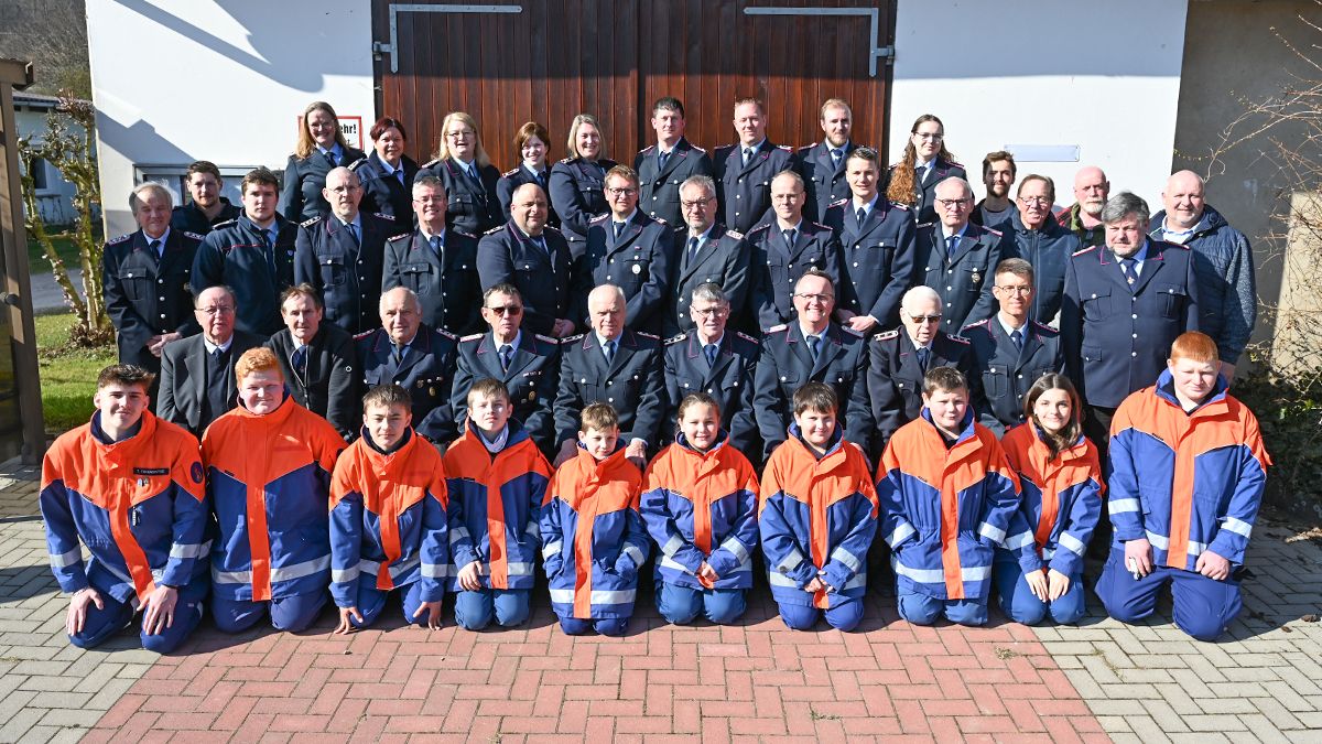 Großes Jubiläumswochenende zum 150-jährigen Bestehen der Feuerwehr Warbsen
