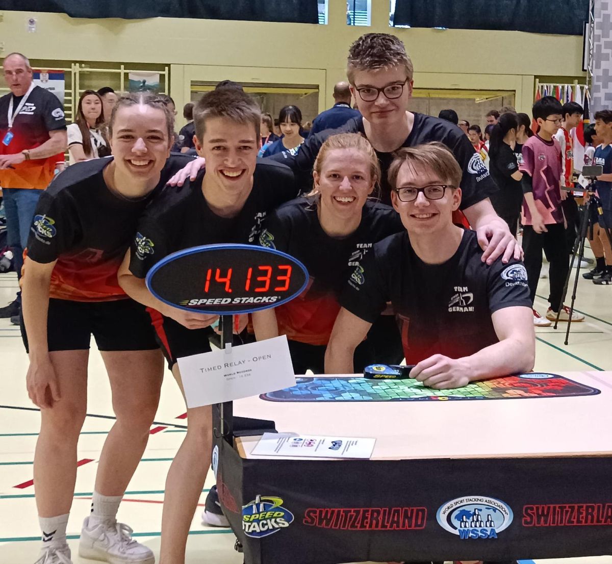 Kaja Schilcher, Fabian Klumpe, Melanie Hunkemöller, Joshua Brandt und Alexander Sinkovic.