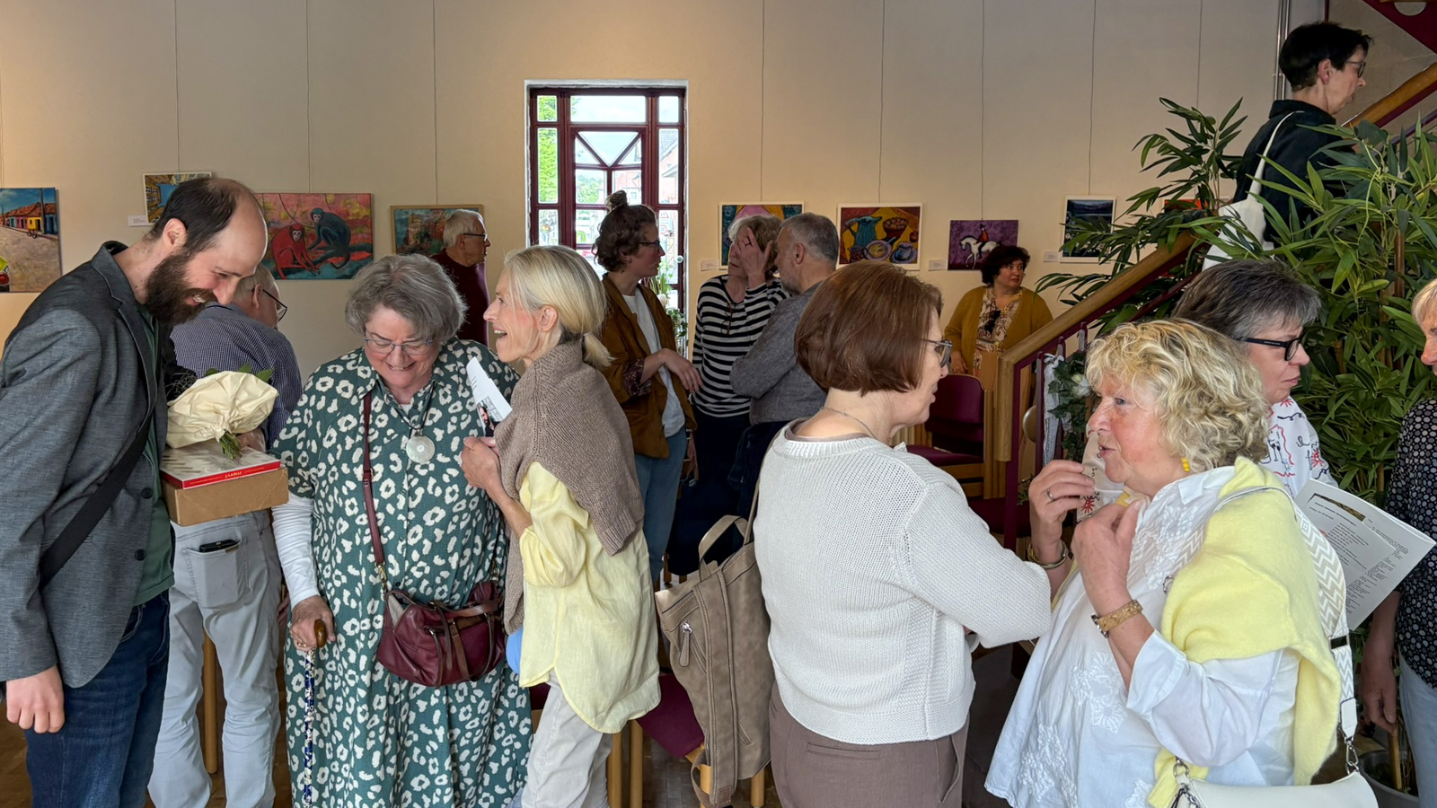 Ausstellung „Alles ohne KI!!!“ endet in Stadtoldendorf mit Konzert und großem Besucherinteresse