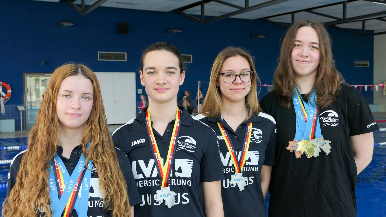 Gold für Joline Noelle Sue und Franziska Billeb bei den Landesmeisterschaften im Schwimmen