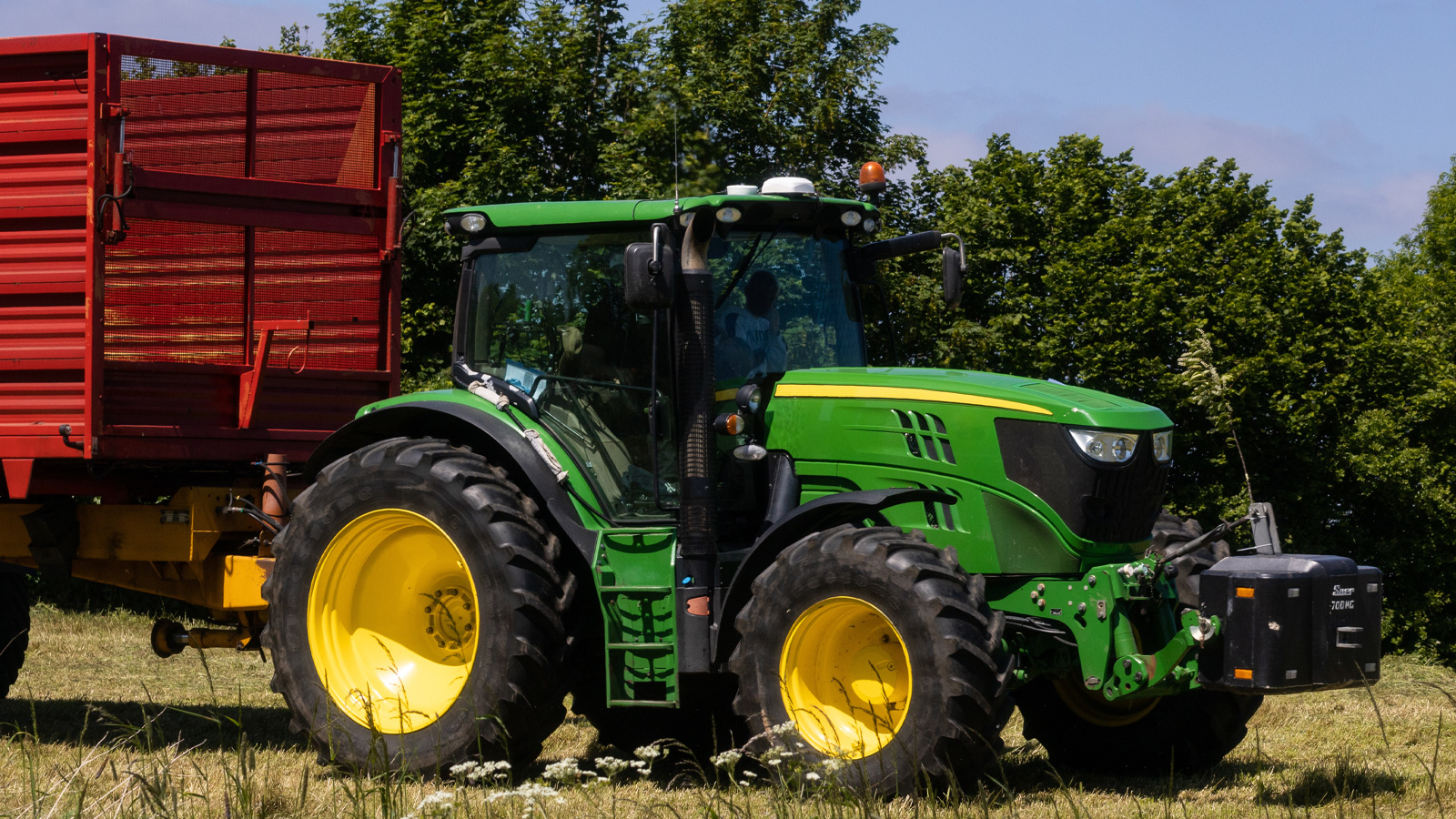 GPS-Diebstähle aus Landmaschinen: Polizeiinspektion Hameln-Pyrmont/Holzminden mit Durchsuchungserfolg