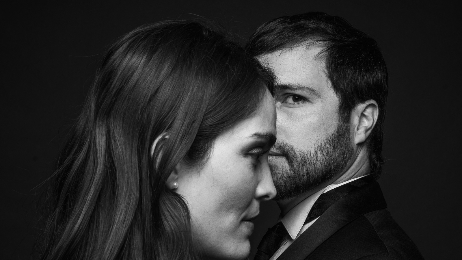 „Opera & Rock“: Mexikanisches Duo Sierra Roja gastiert im Weserrenaissance Schloss Bevern