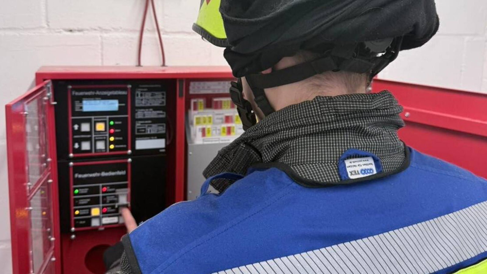 Feuerwehr Stadtoldendorf im Einsatz: Industriebetrieb am „Holeburgweg“ löst Brandmeldeanlage aus